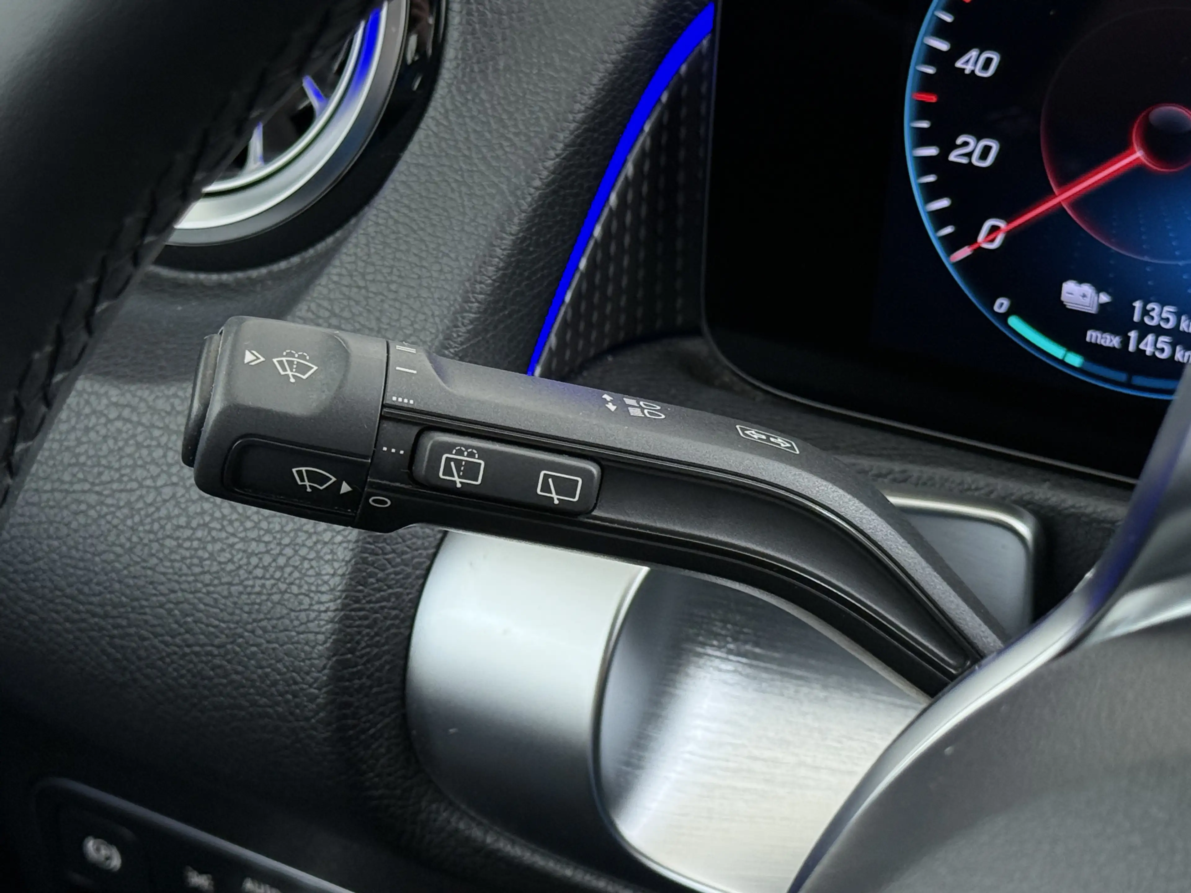 Mercedes-Benz EQB 250 69kWh SOH 97% Camera Apple Carplay Android Auto St — photo 34