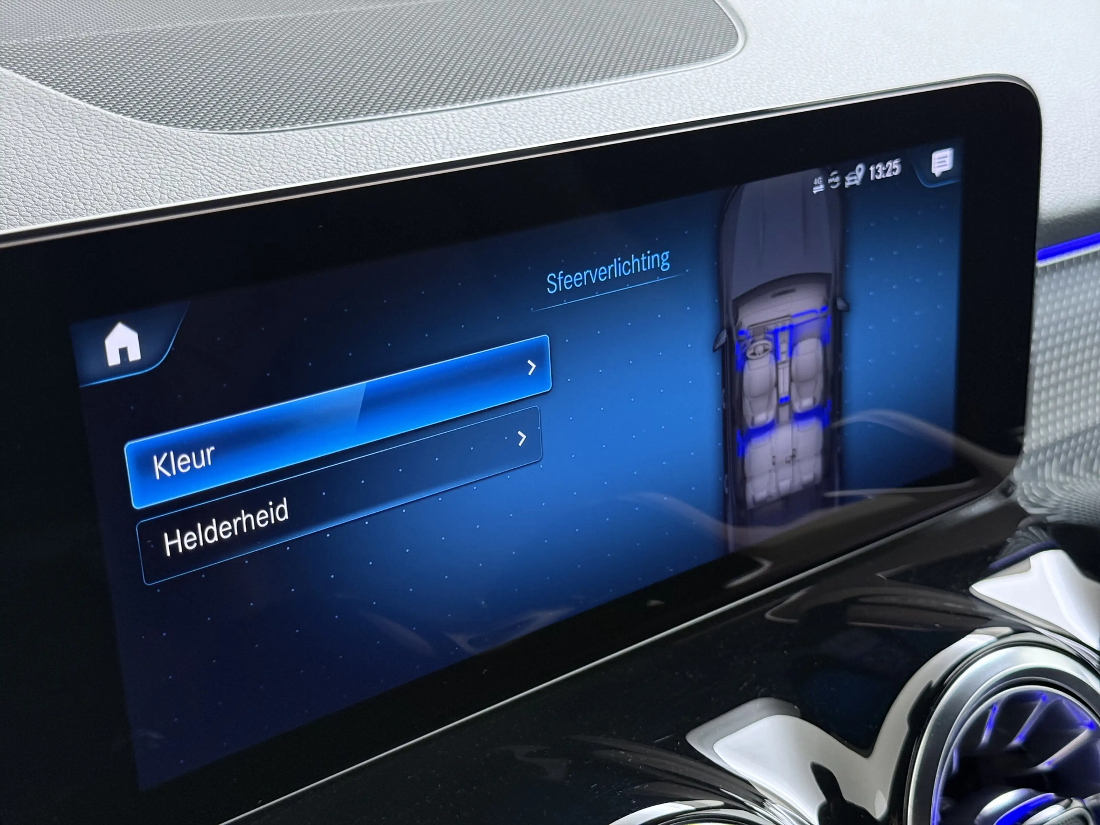 Mercedes-Benz EQB 250 69kWh SOH 97% Camera Apple Carplay Android Auto St — photo 21