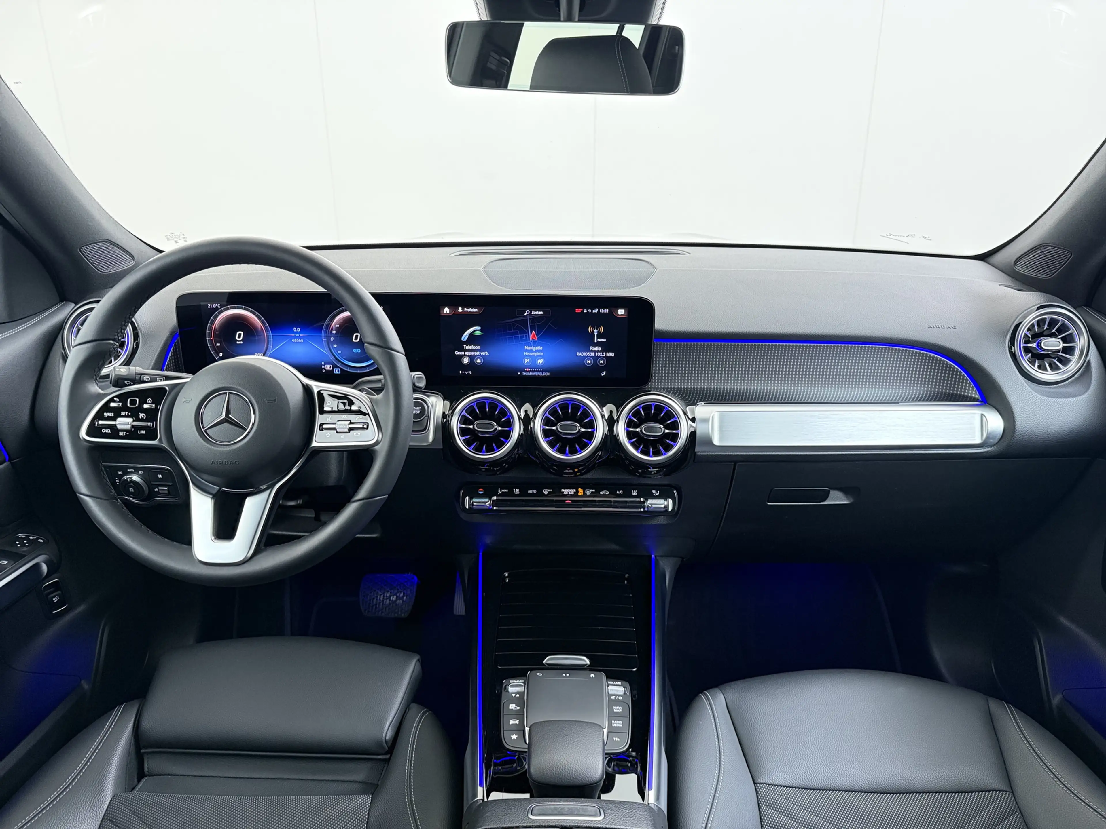 Mercedes-Benz EQB 250 69kWh SOH 97% Camera Apple Carplay Android Auto St — photo 3