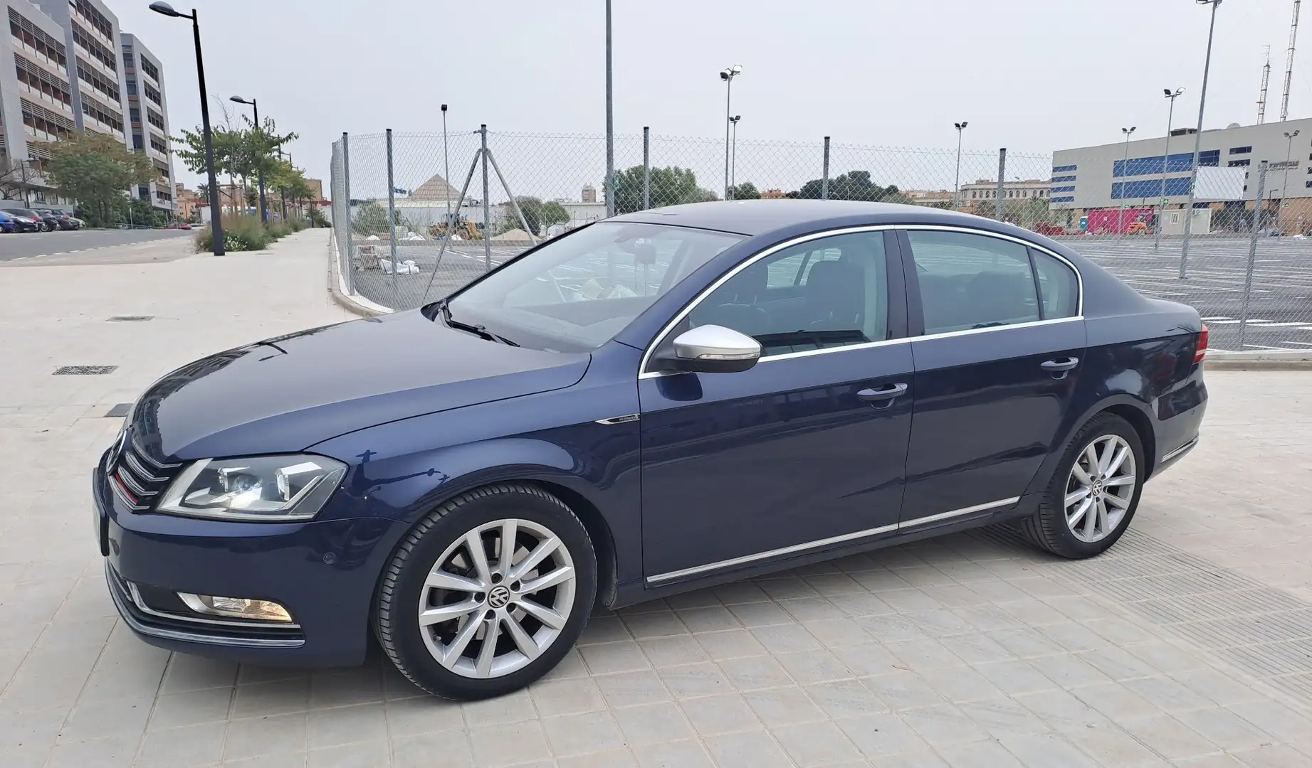 Volkswagen Passat 1.8 TSI Highline - 2