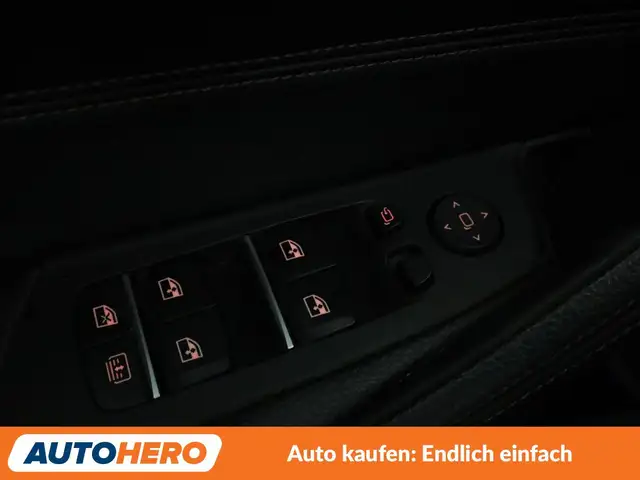 BMW 5 Series view 30