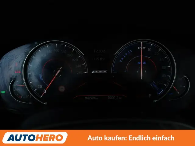 BMW 5 Series view 20