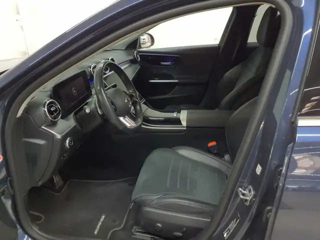 Mercedes-Benz C-Class view 7