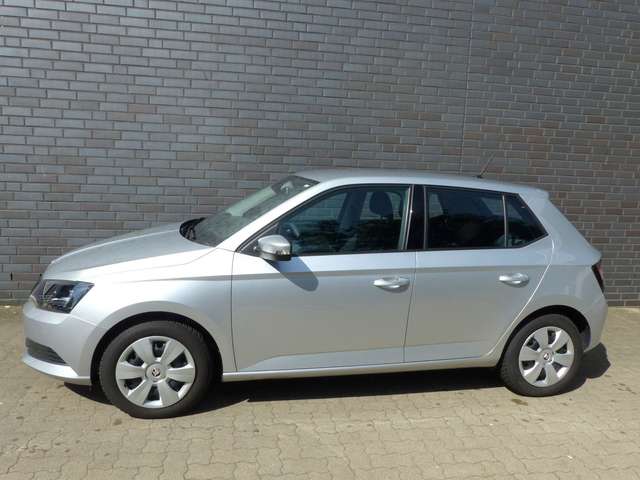 Imagine Skoda Fabia 1,2 Ambition Automatik/Klimaautom/PDC
