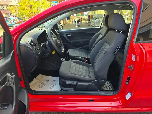 Volkswagen Polo view 7