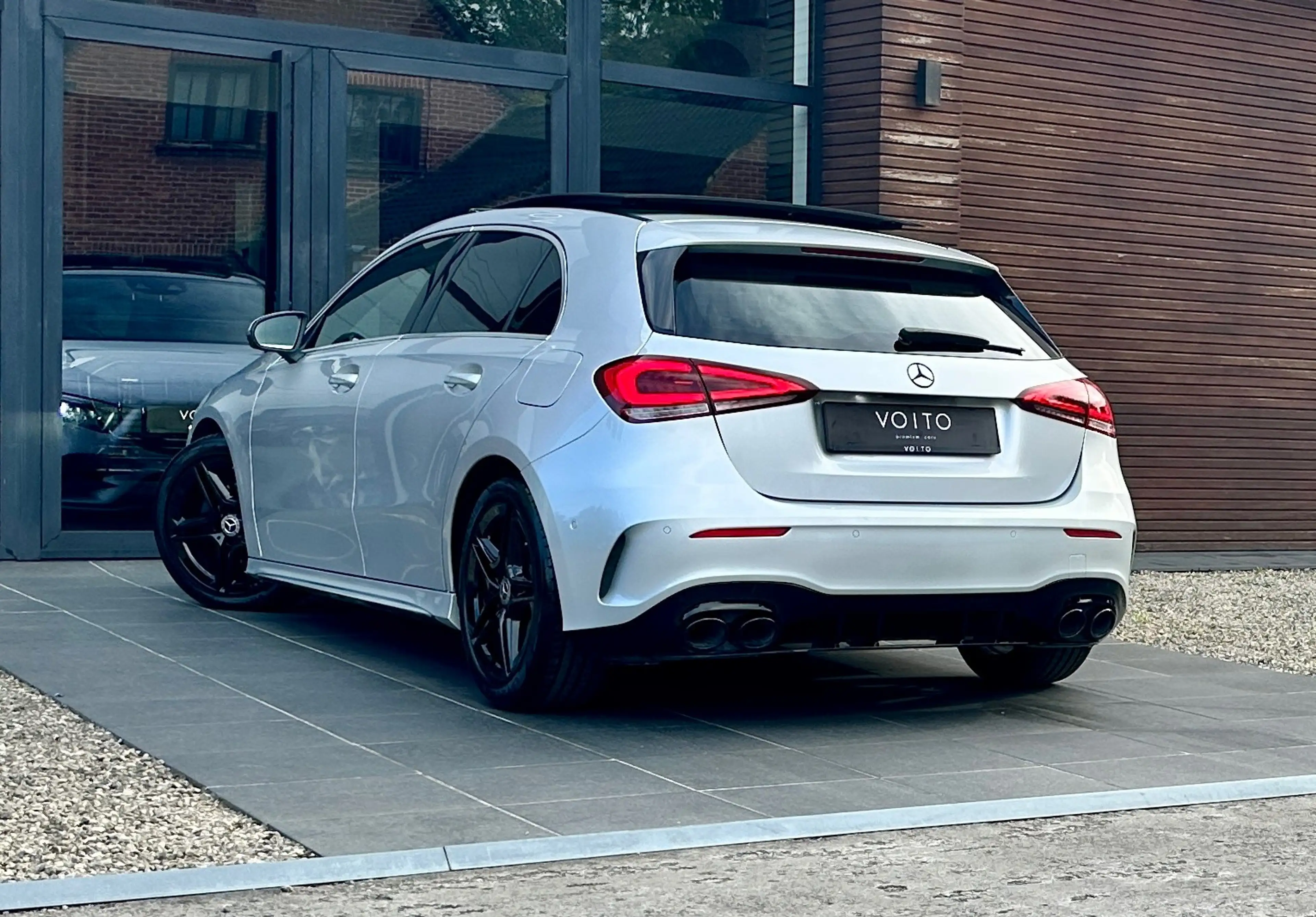 Mercedes-Benz A 180 AMG Pack /PANO/WIDE SCREEN/A45 DEFUSER/LED/CRUISE/CARPLAY/DAB — photo 6