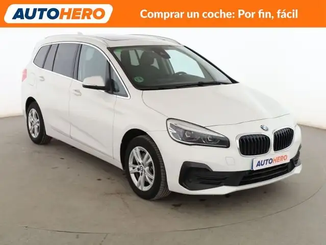 BMW 2 Series view 8