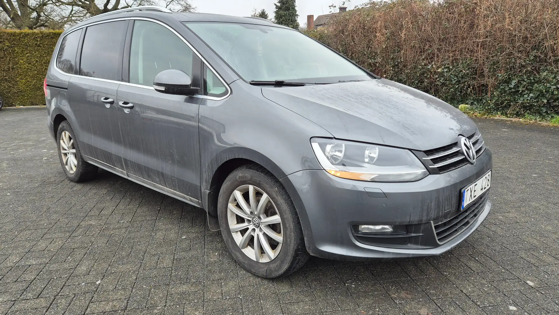 Volkswagen Sharan 1.4 TSI BlueMotion Technology Highline Grau - 1