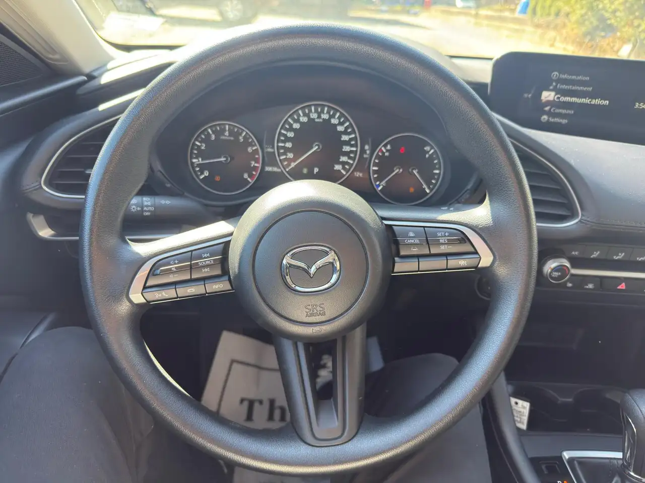 Mazda 3 снимка Mazda 3
