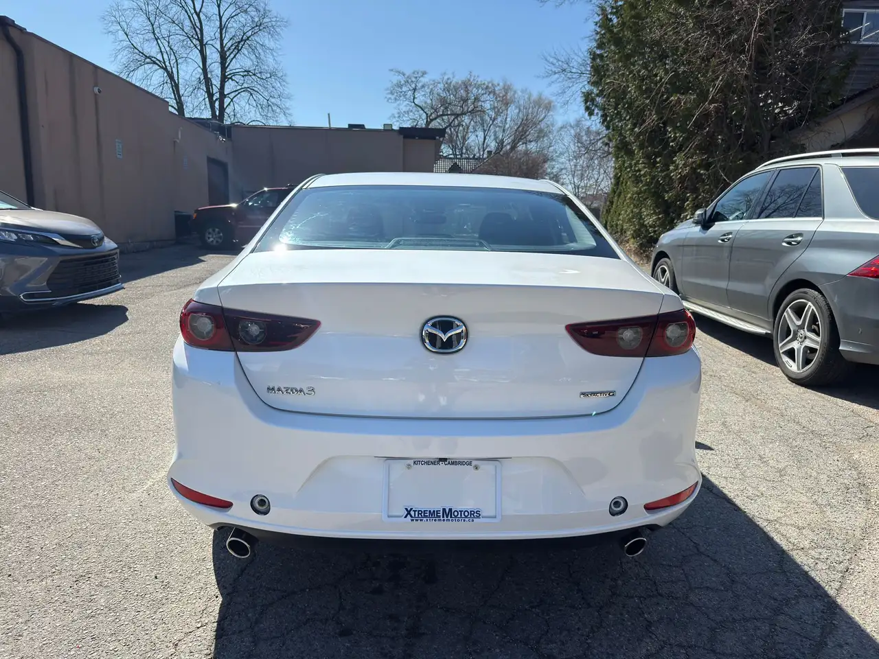 Mazda 3 снимка Mazda 3