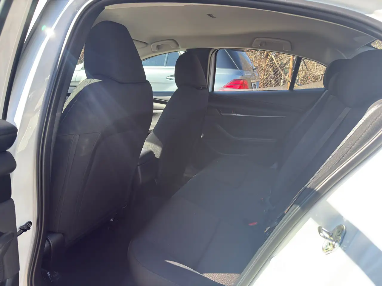 Mazda 3 снимка Mazda 3