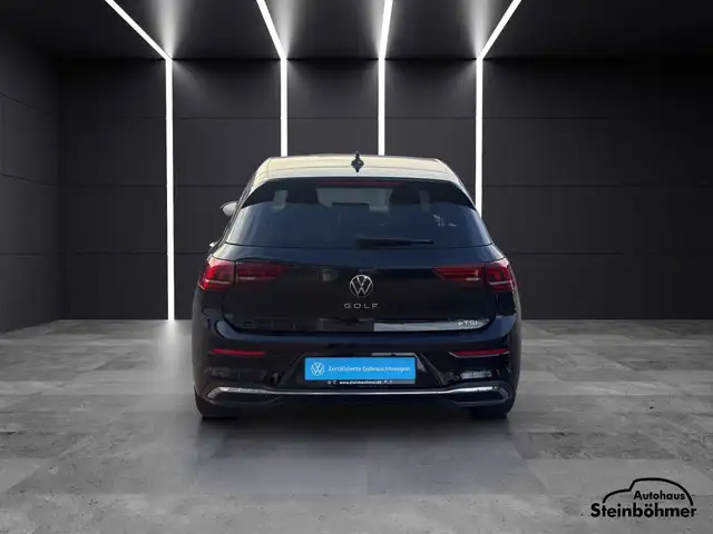 Volkswagen Golf view 5