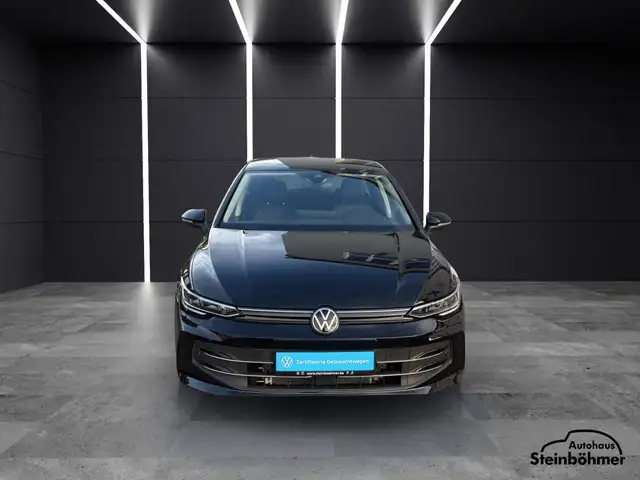 Volkswagen Golf view 11