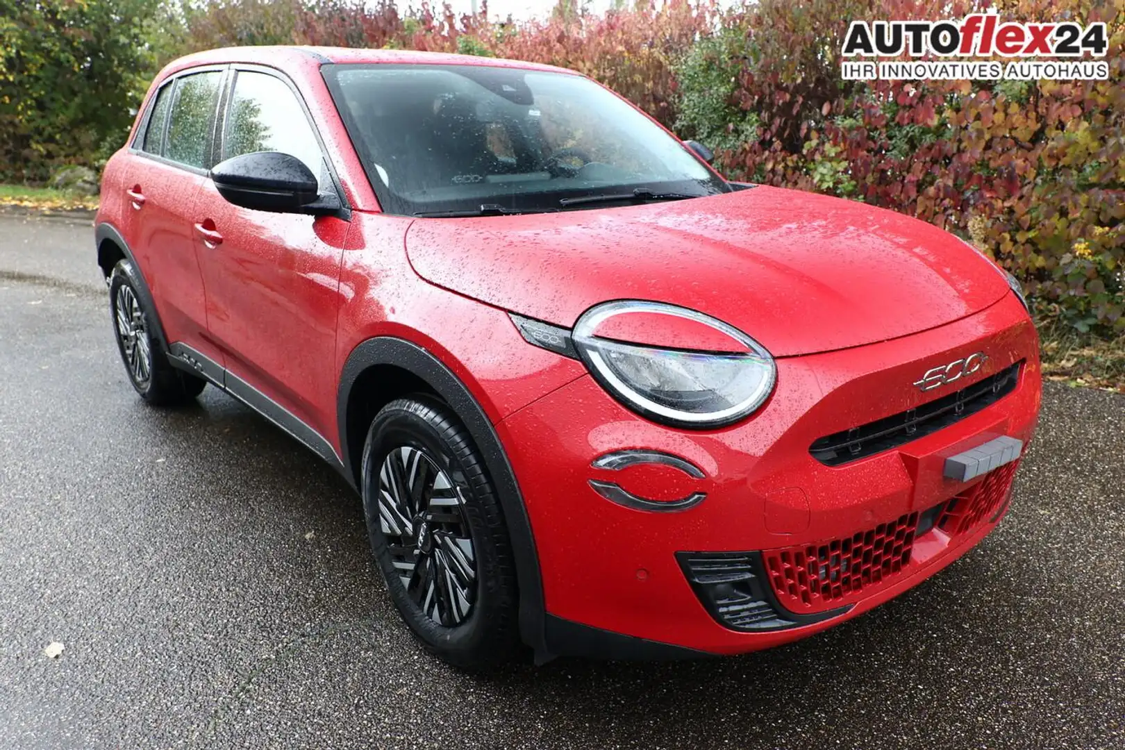 Fiat 600 Basis MHEV 110 DCT Nav SHZ KeyL LED Kam PDC Car... Rouge - 1