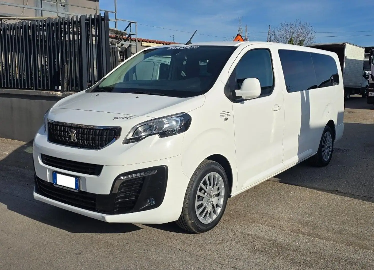 Peugeot Traveller BlueHDi 120 S&S Long Business Bianco - 1