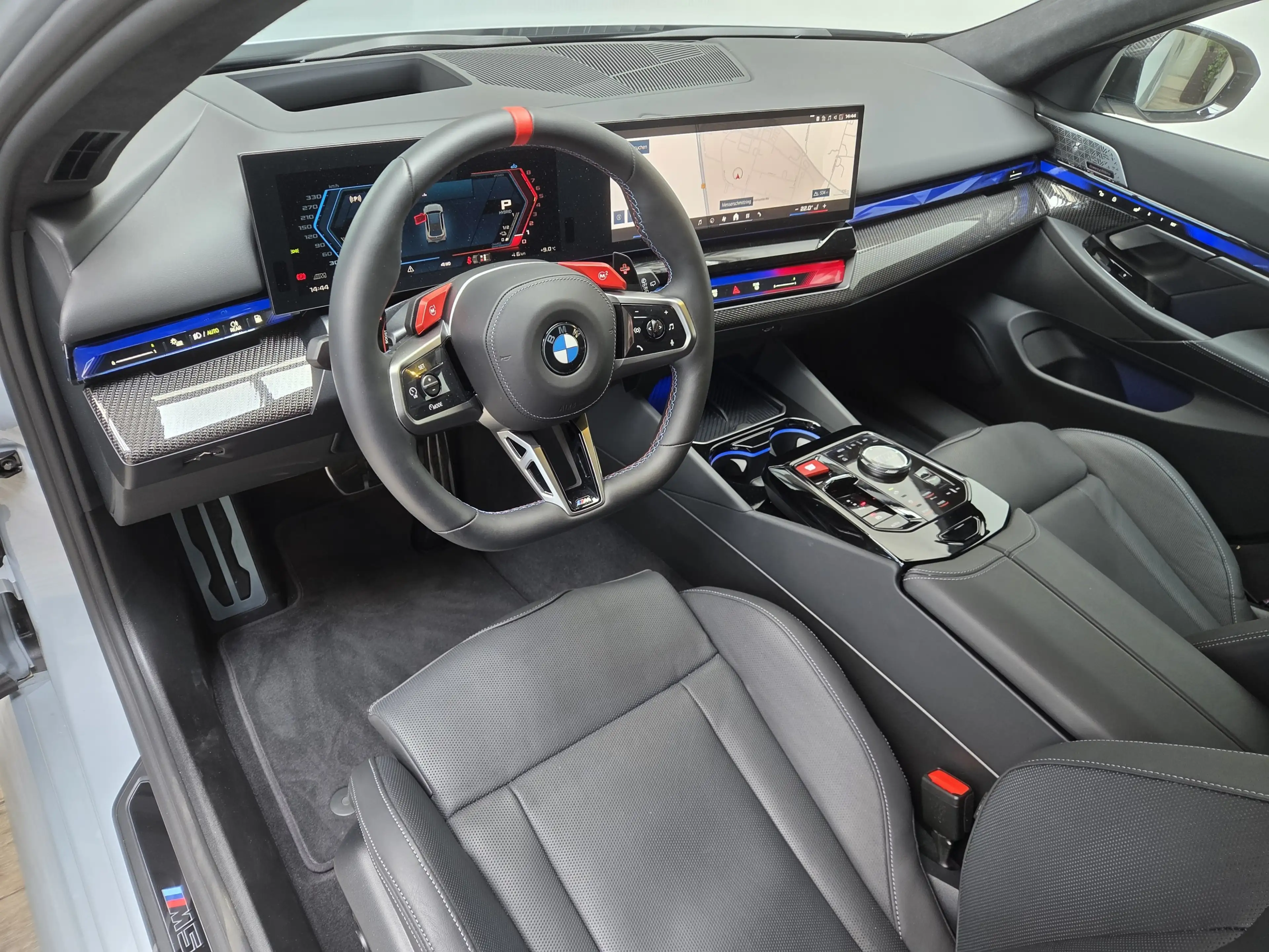 BMW M5 To. AHK Sitzlüftung B&W ACC 360° Driver — photo 8