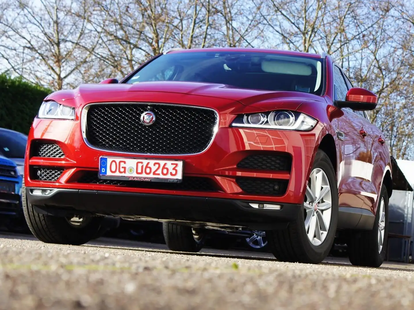 Jaguar F-Pace F-Pace 20d Aut. Prestige LEDER/NAVI/PANO/MERIDIAN Rouge - 1