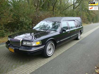 Lincoln Town Car LINCOLN