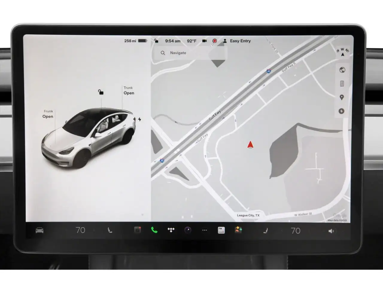 Tesla Model Y снимка Tesla Model Y