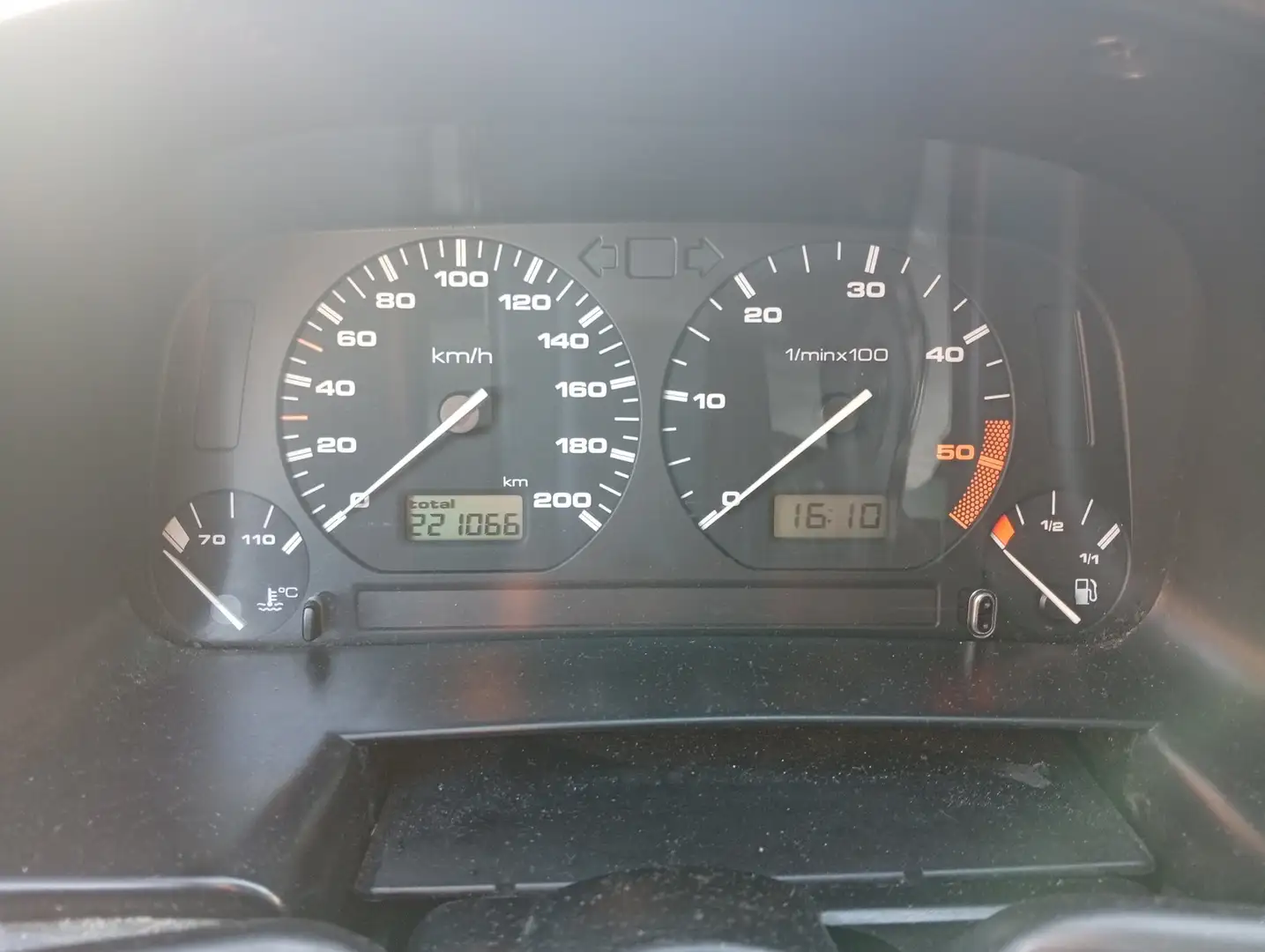 Volkswagen Caddy SDI 9K9AZ1/Z96 Economy AHK - 1