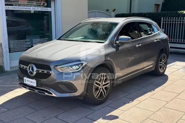 Mercedes-Benz GLA 180 GLA 180 Automatic Sport