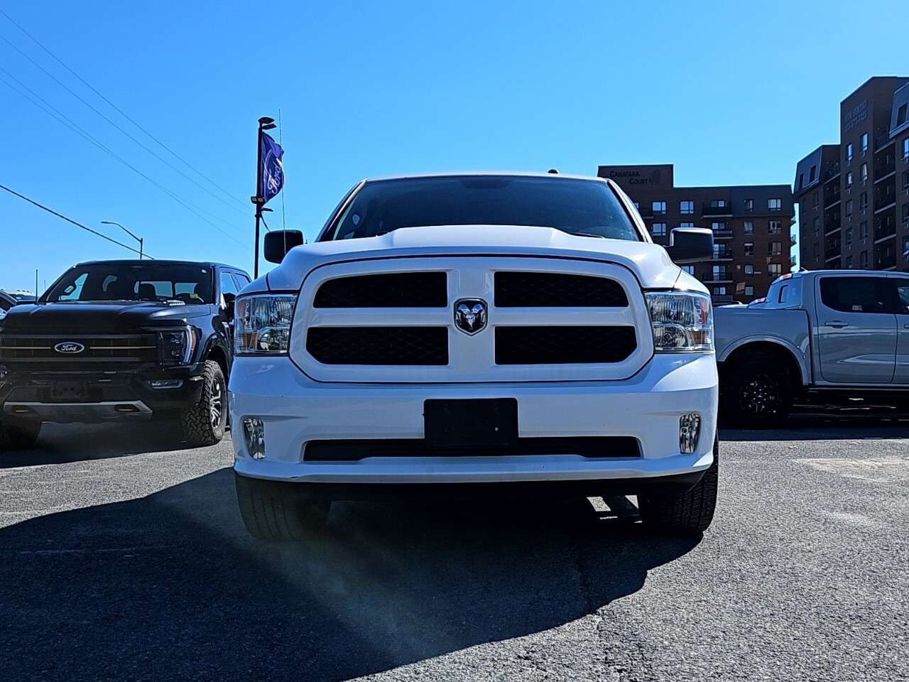 2017 RAM 1500 EXPRESS | ULTRA LOW KM | LOCAL TRADE | DEALER SERV — снимка 1
