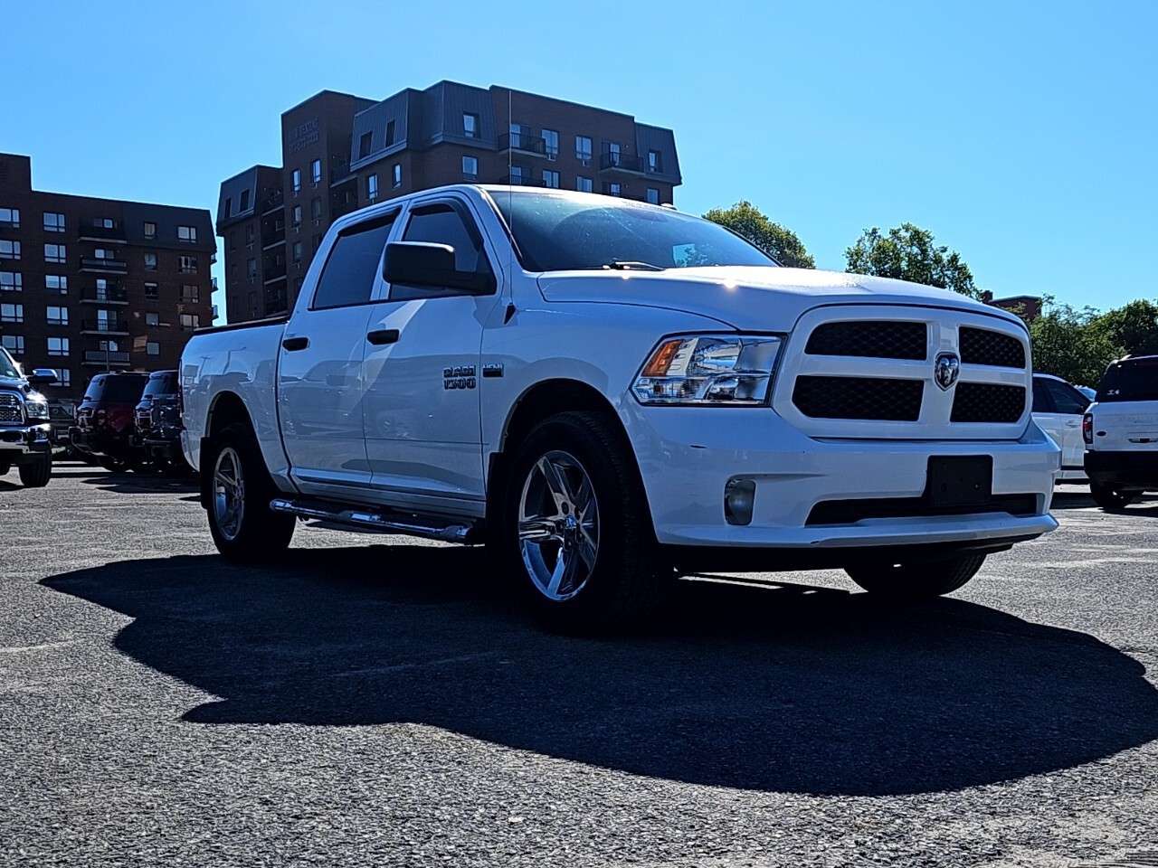 2017 RAM 1500 EXPRESS | ULTRA LOW KM | LOCAL TRADE | DEALER SERV — снимка 1