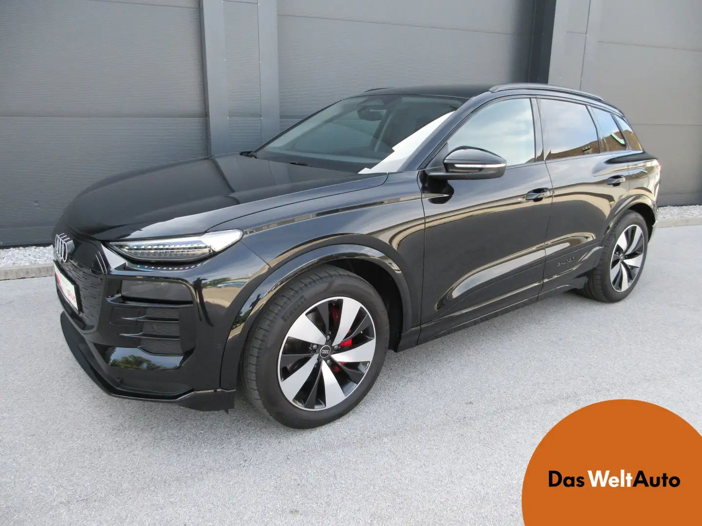 Audi Q6 e-tron quattro Černá - 1
