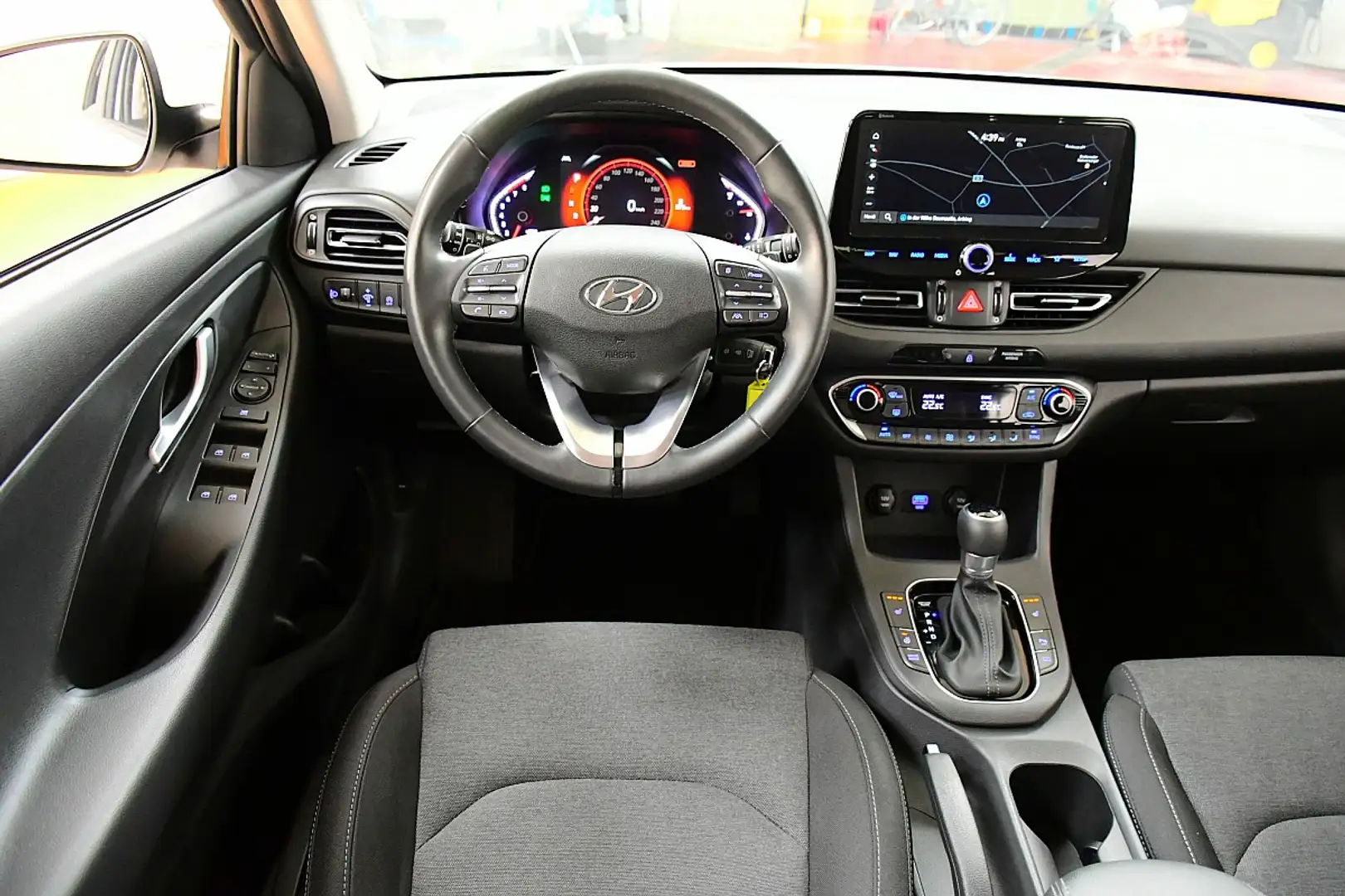 Hyundai i30 CW 1,0 T-GDI Trend Line DCT Aut. Blanc - 2