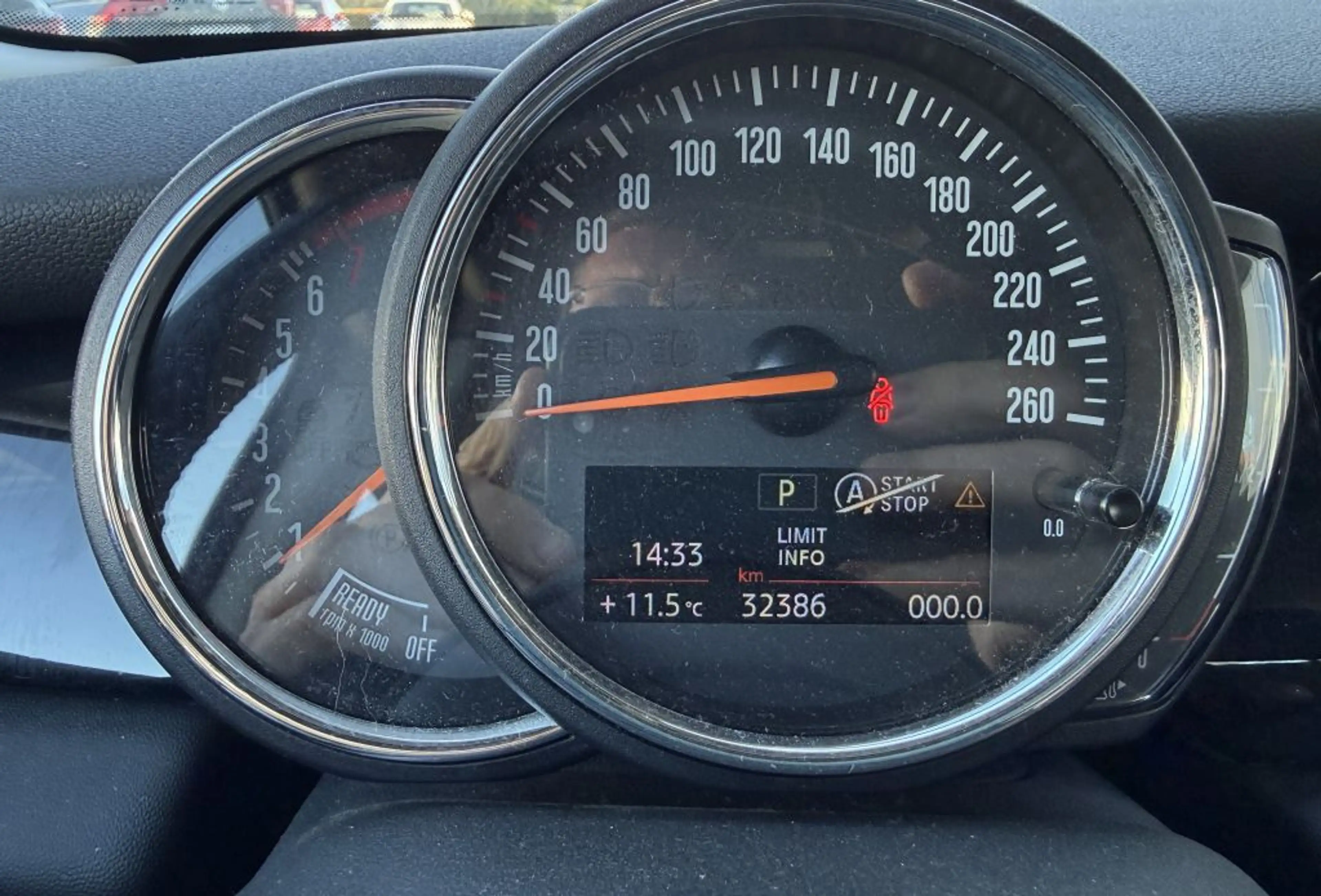 MINI Cooper Essential Trim +LED+NAV+TEM+SITZH+SPUR — photo 10
