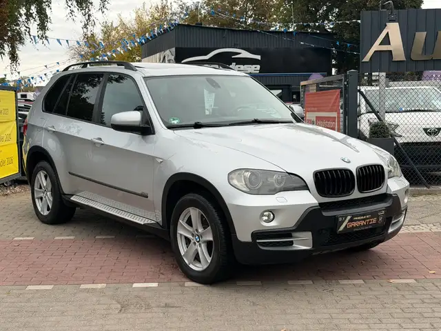 BMW X5 xDrive30d*Aut.*Panorama*HeadUp*Navi*Aktiv*PDC