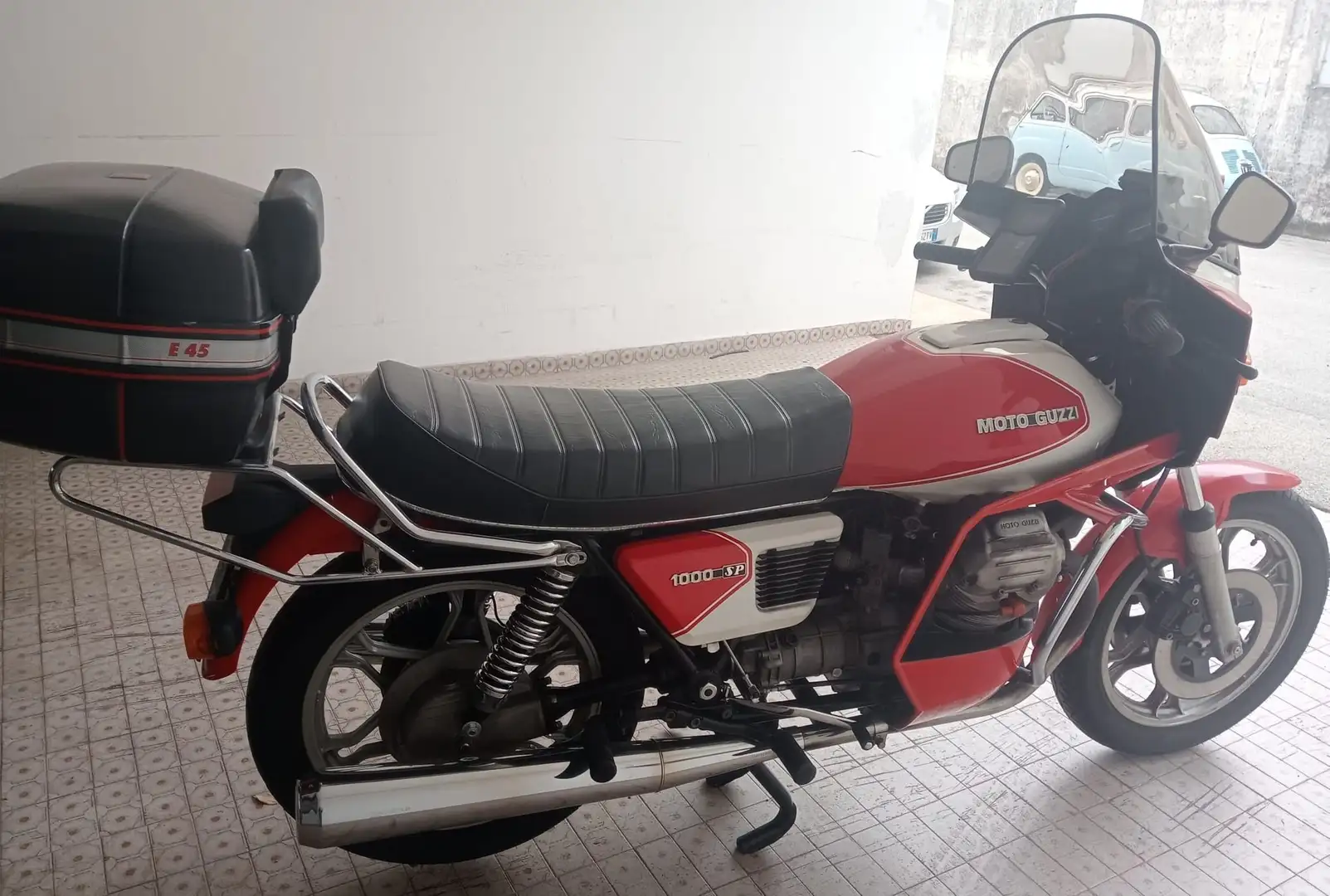 Moto Guzzi 1000 SP Kırmızı - 2