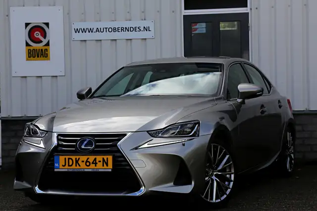 Lexus IS 300 300h Hybrid*Perfect Lexus Onderh.1ste Eig*Afn. Tre