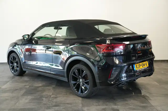 Volkswagen T-Roc view 4