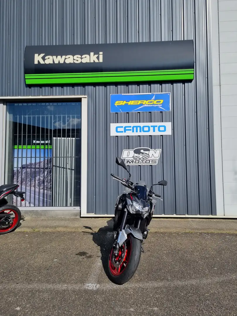 Kawasaki Z 900 Gris - 2