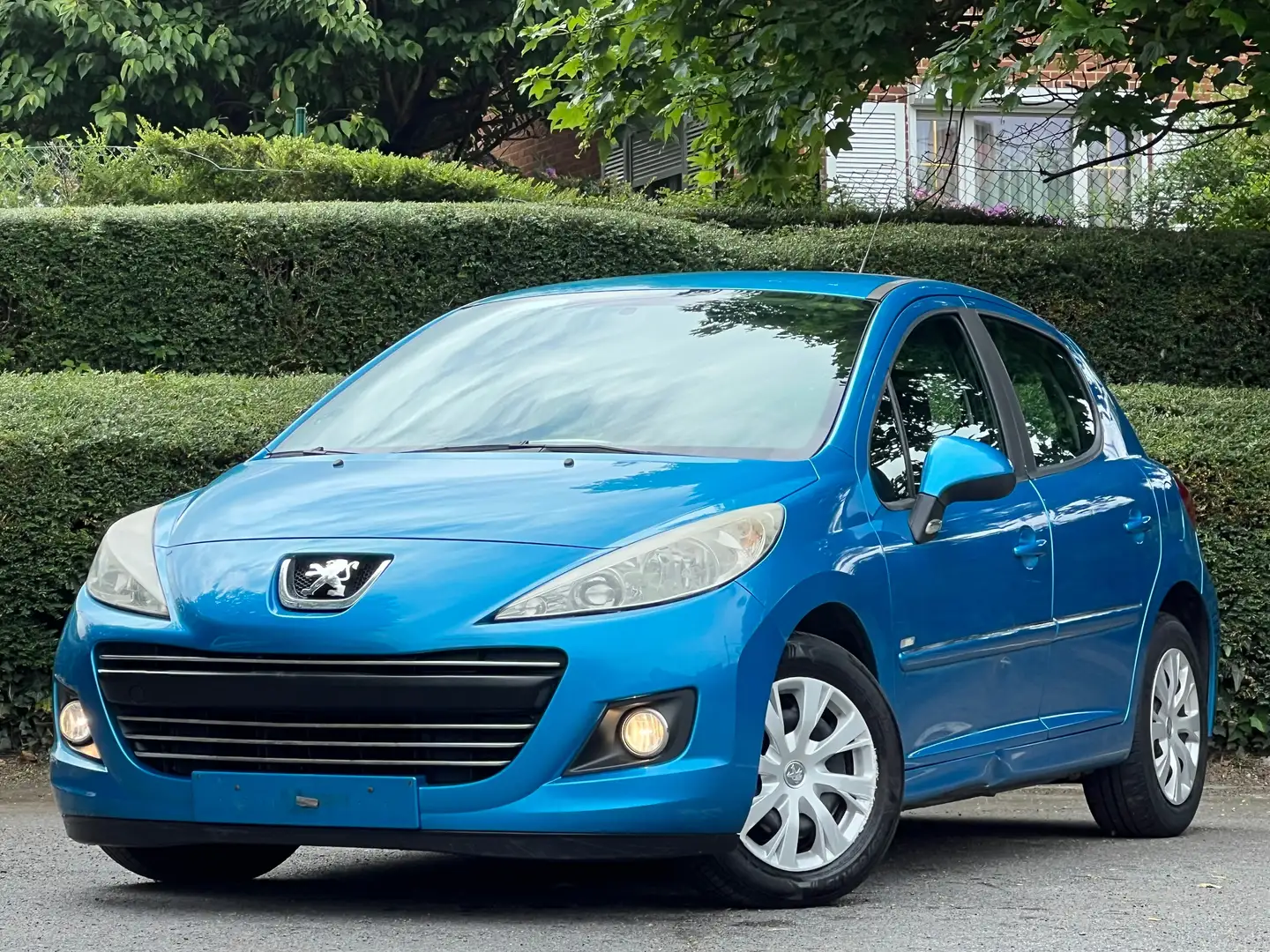 Peugeot 207 1.6 HDi Zen 98g FAP Blau - 2
