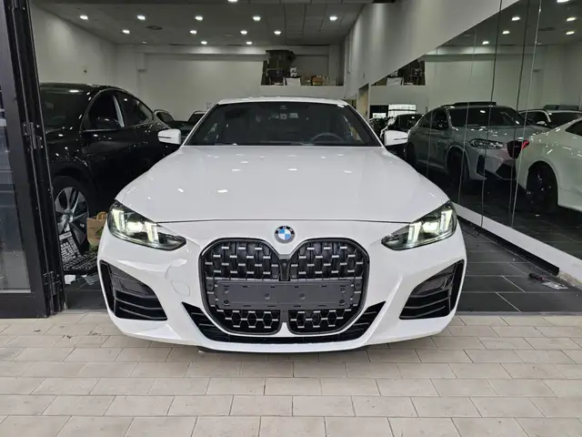 BMW M view 2