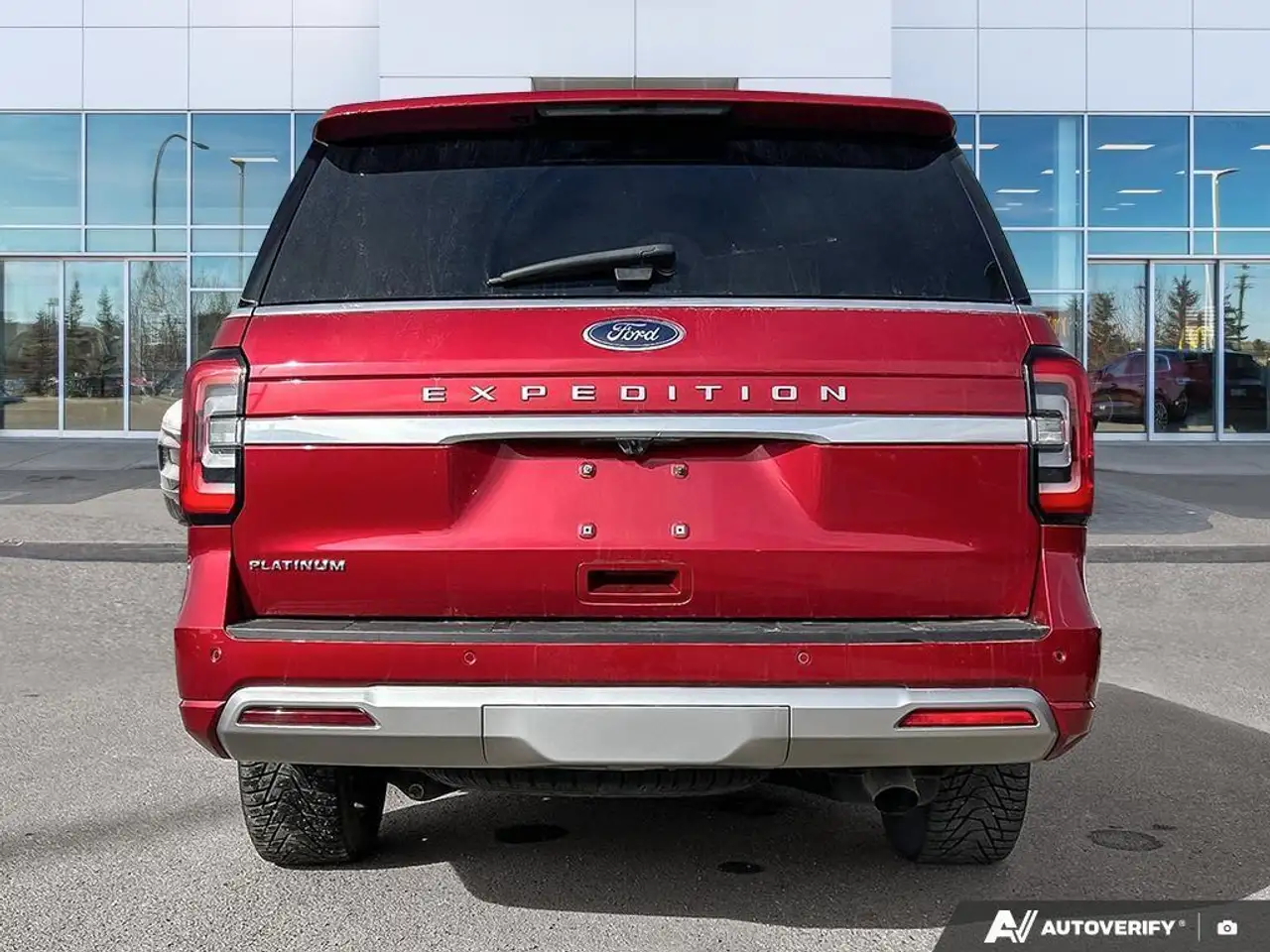 Ford Expedition снимка Ford Expedition