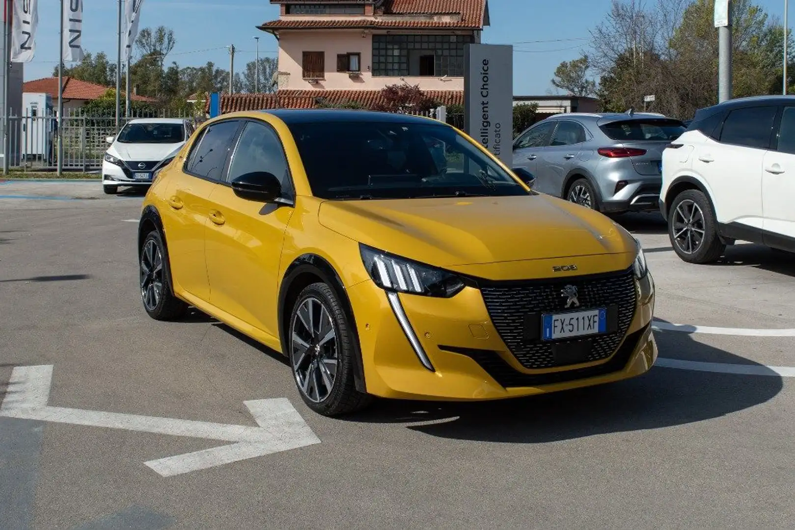 Peugeot 208 BlueHDi 100 Stop&Start 5 porte GT Line - 1