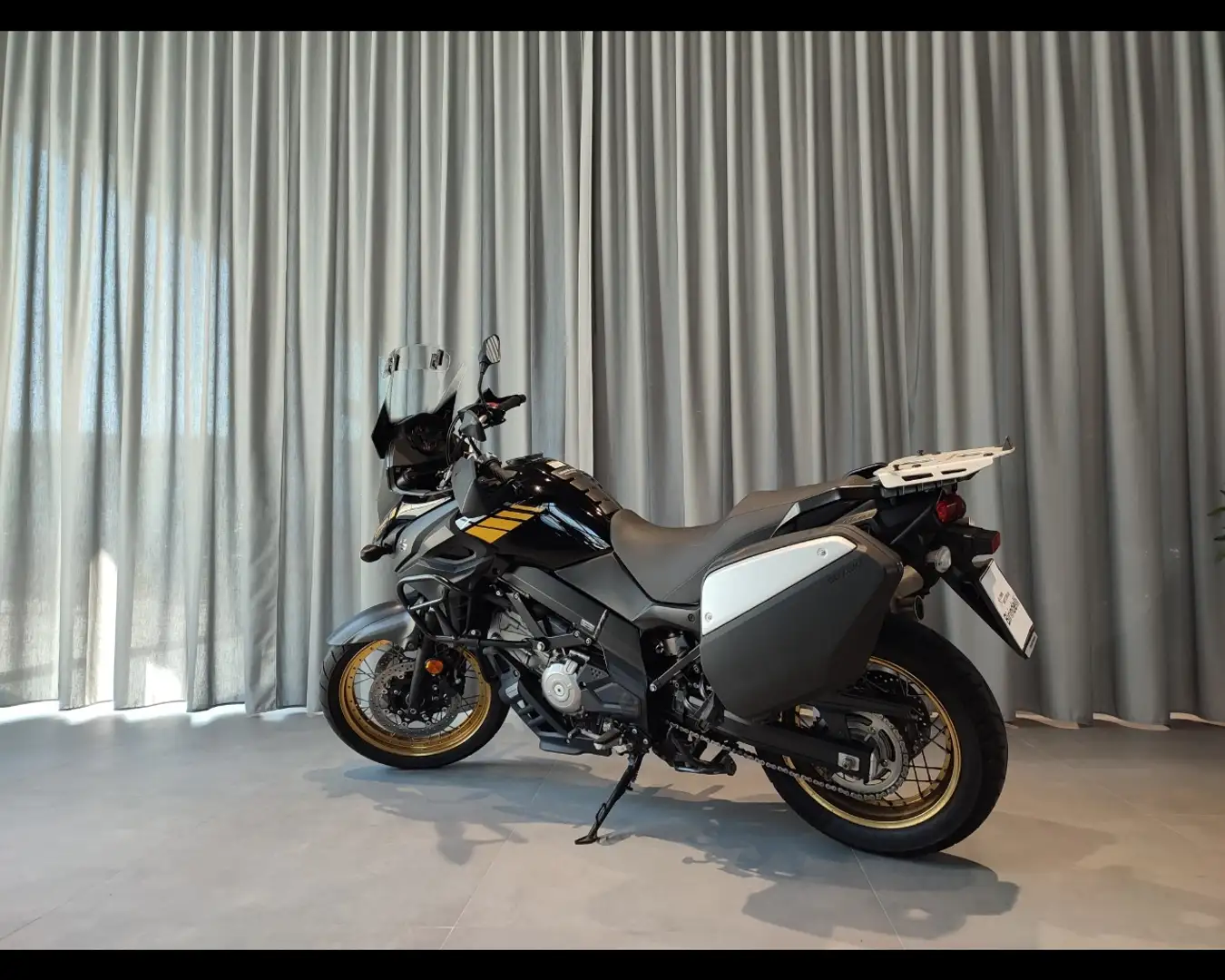 Suzuki V-Strom 650 XT ABS Nero - 2