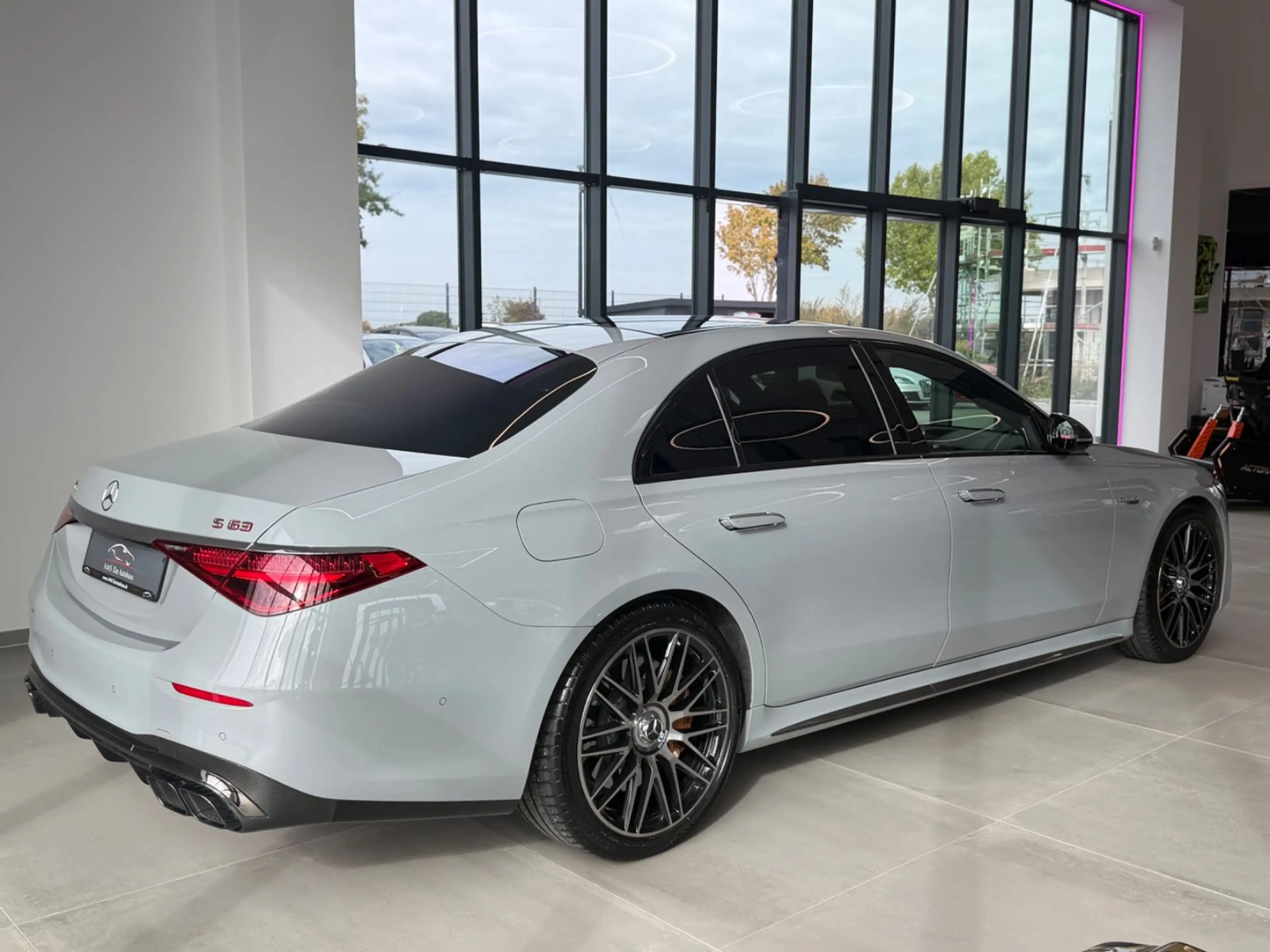 Mercedes-Benz S 63 AMG S63 AMG E Perf, Edition 1 Carbon Keramik 4D Burm — photo 3