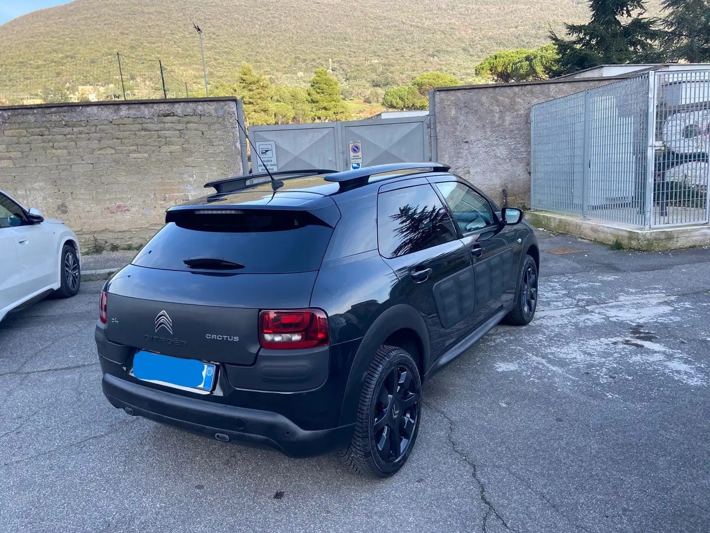 Citroen C4 Cactus C4 Cactus 1.6 blue hdi Shine 100cv Nero - 2