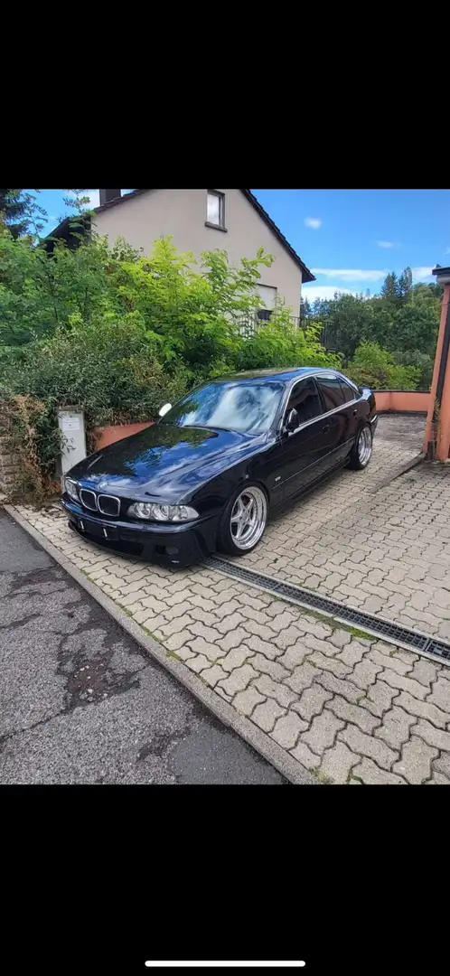 BMW M5 Noir - 1