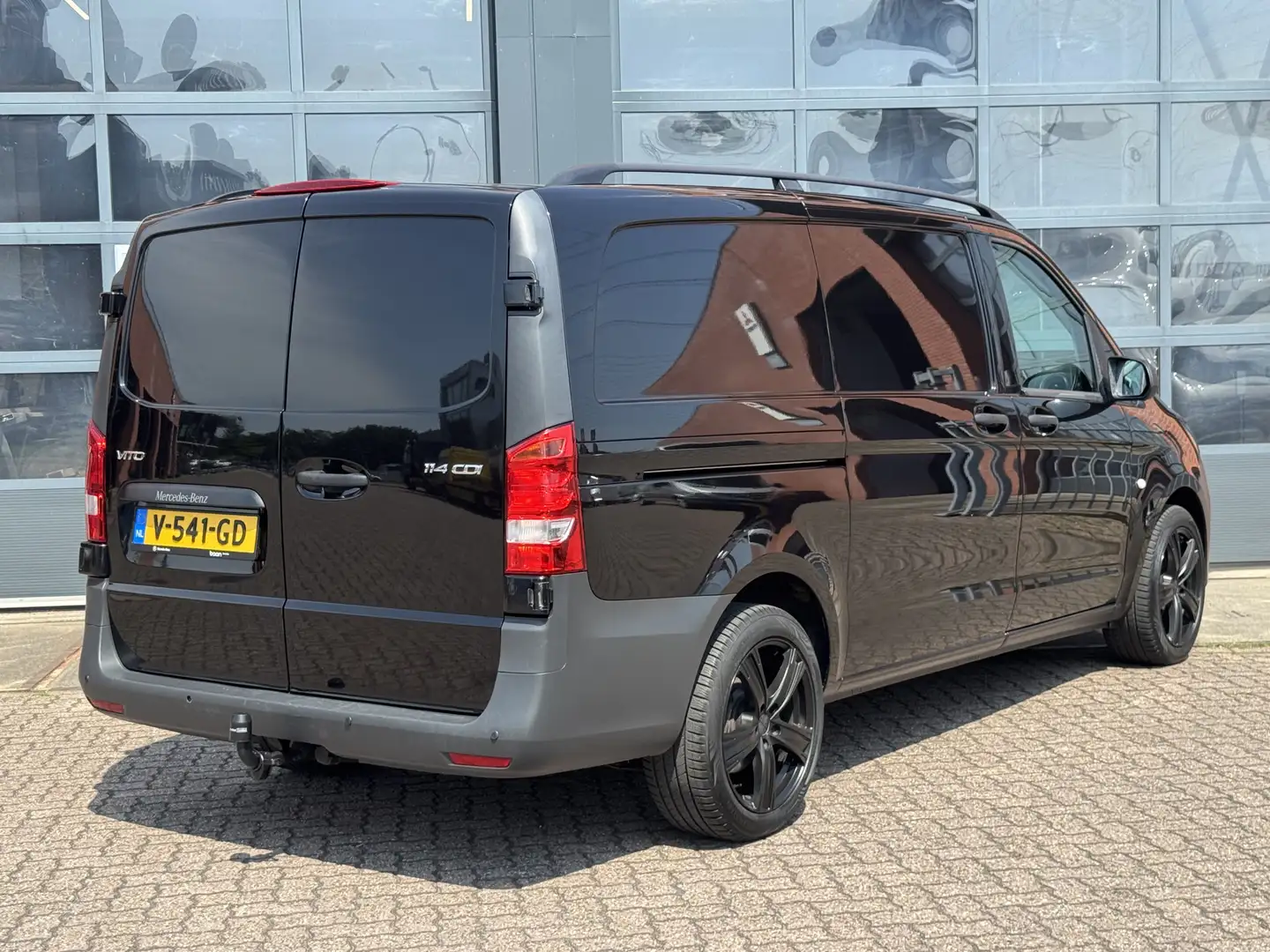 Mercedes-Benz Vito 114 L | Airco | Trekhaak | Cruise | Achterdeuren | Noir - 2