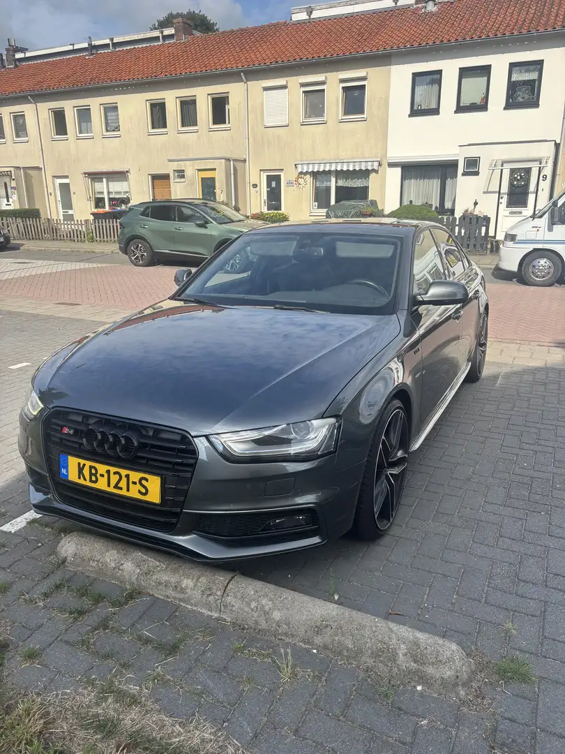 Audi S4 S tronic 3.0 V6T TFSI - 2