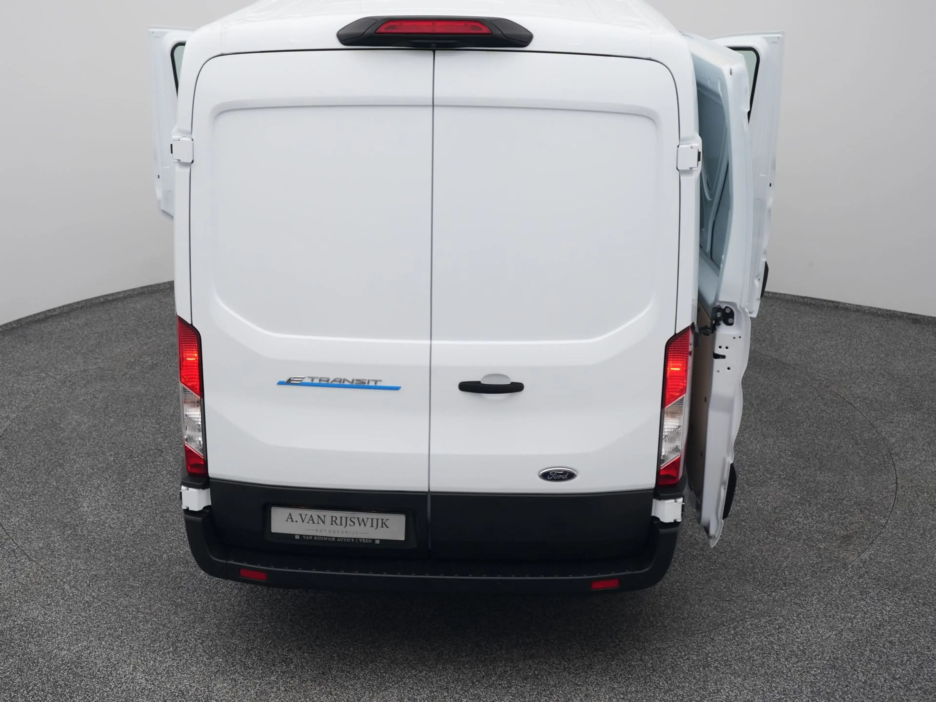 Ford E-Transit 350 L2H2 Trend 68 kWh | CAMERA | CARPLAY | STOELVE — photo 30