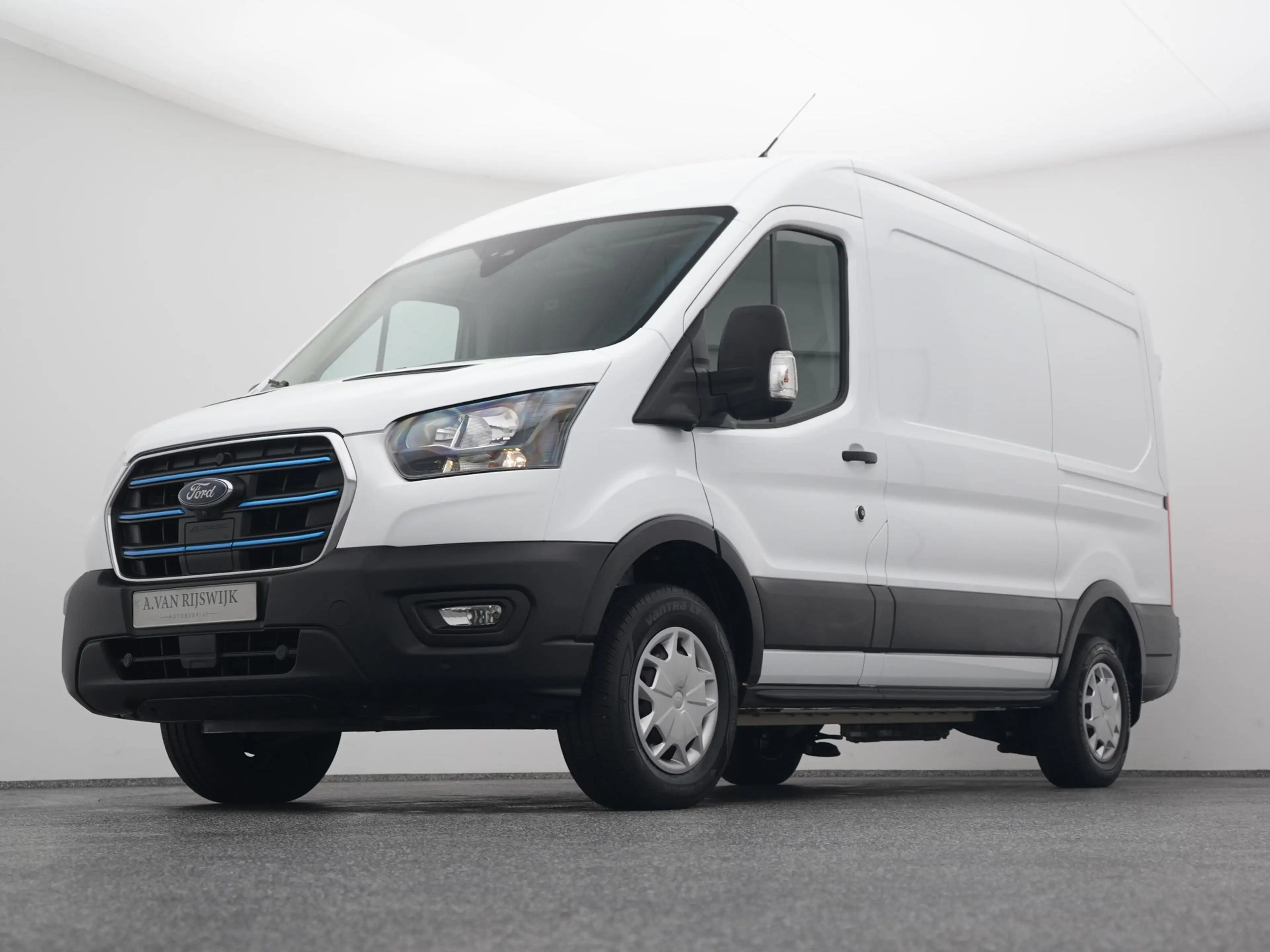 Ford E-Transit 350 L2H2 Trend 68 kWh | CAMERA | CARPLAY | STOELVE — photo 16