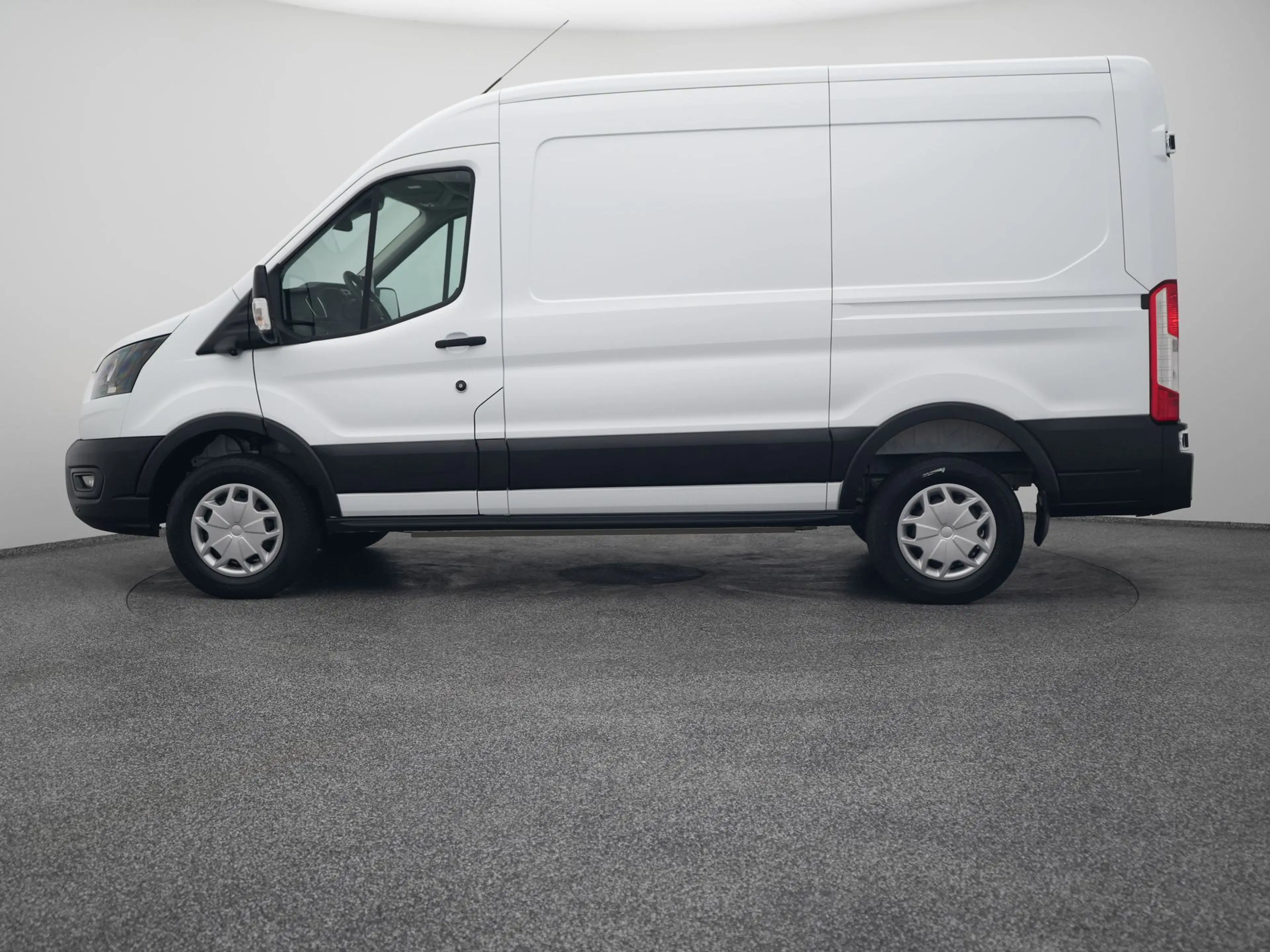 Ford E-Transit 350 L2H2 Trend 68 kWh | CAMERA | CARPLAY | STOELVE — photo 14