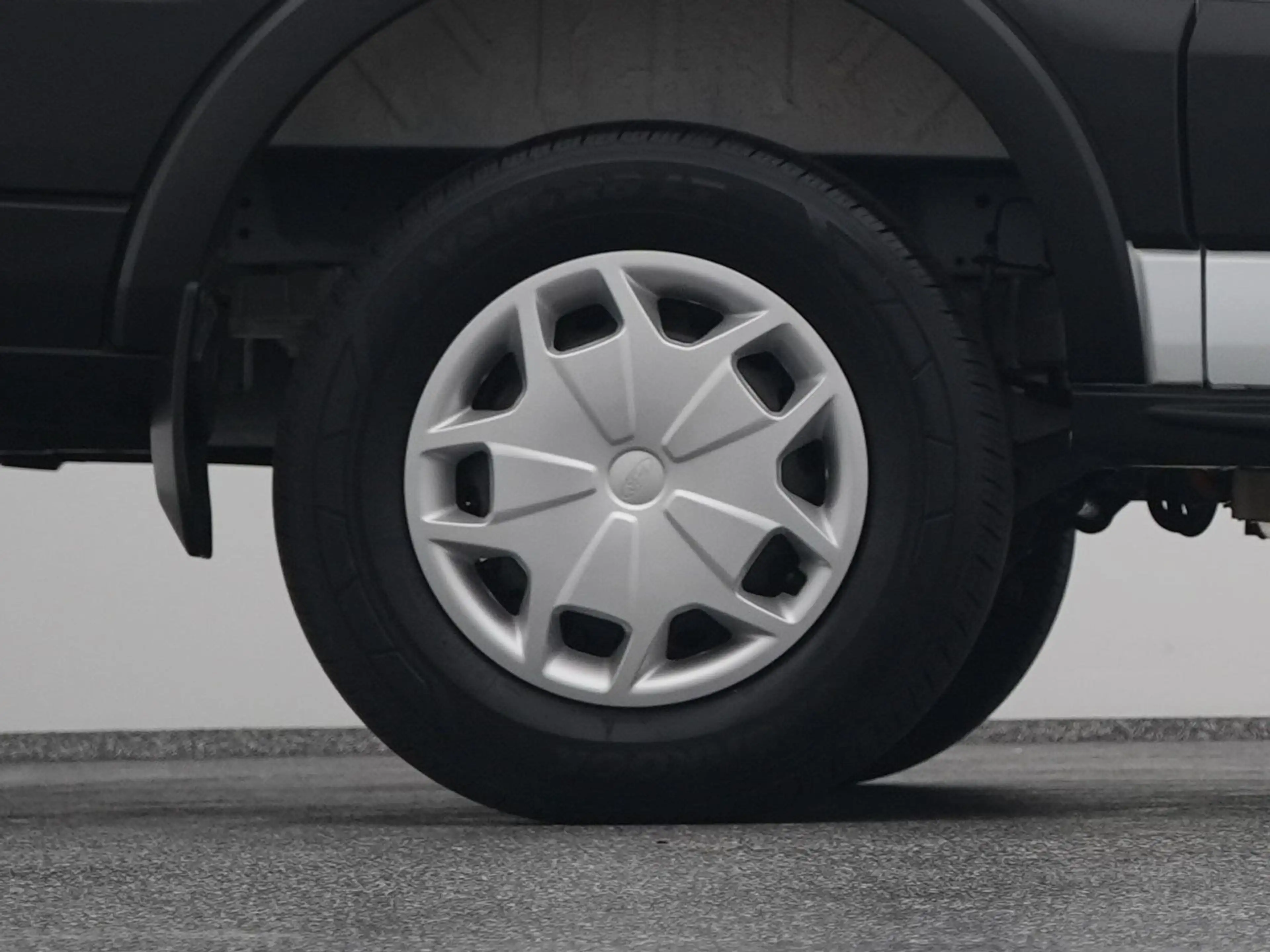Ford E-Transit 350 L2H2 Trend 68 kWh | CAMERA | CARPLAY | STOELVE — photo 42