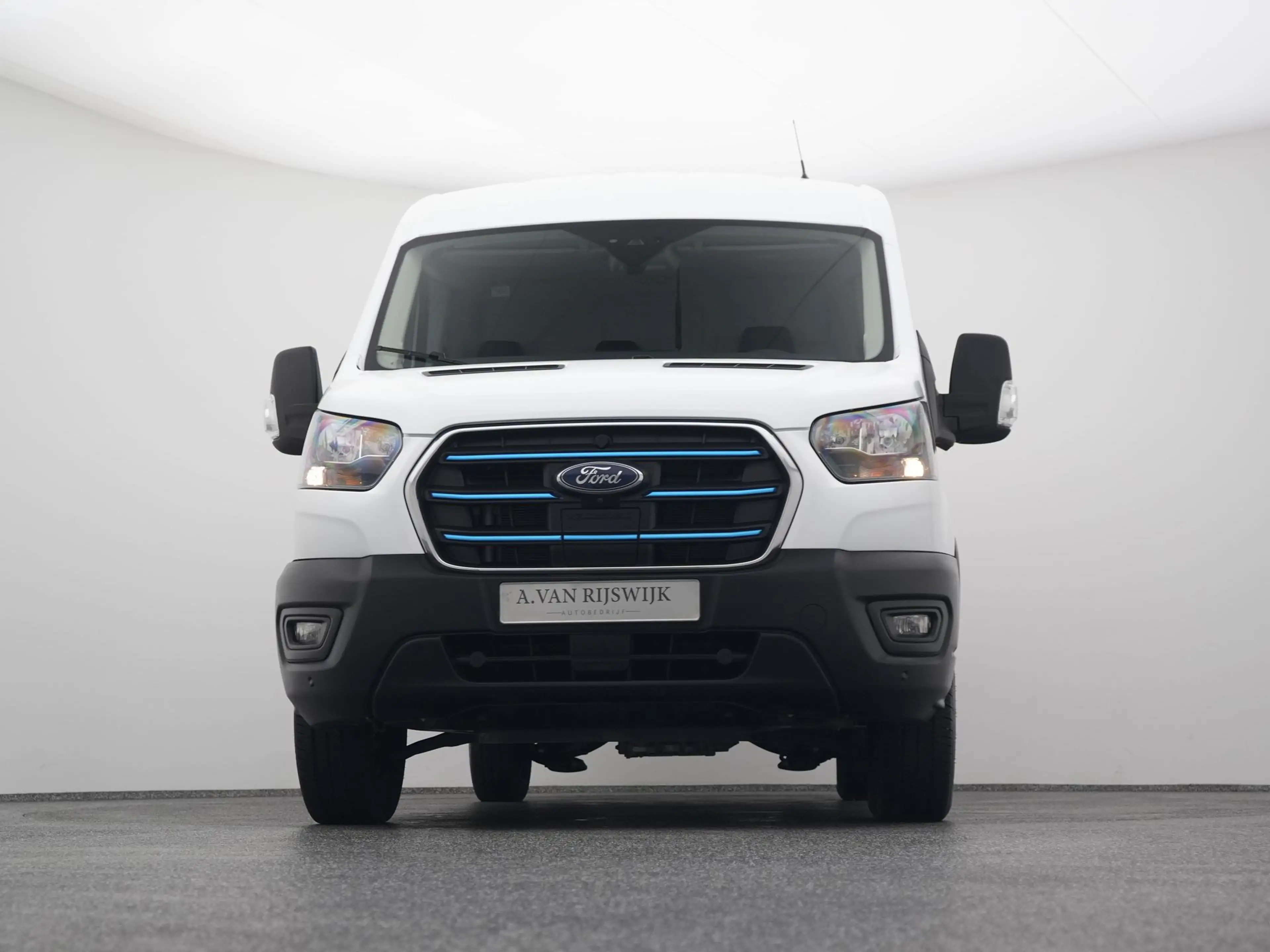 Ford E-Transit 350 L2H2 Trend 68 kWh | CAMERA | CARPLAY | STOELVE — photo 36